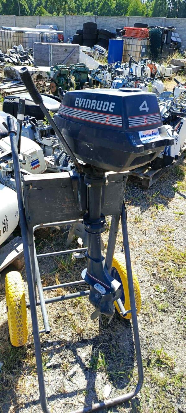 Evinrude 4KM 2T cały na części (spodzina)