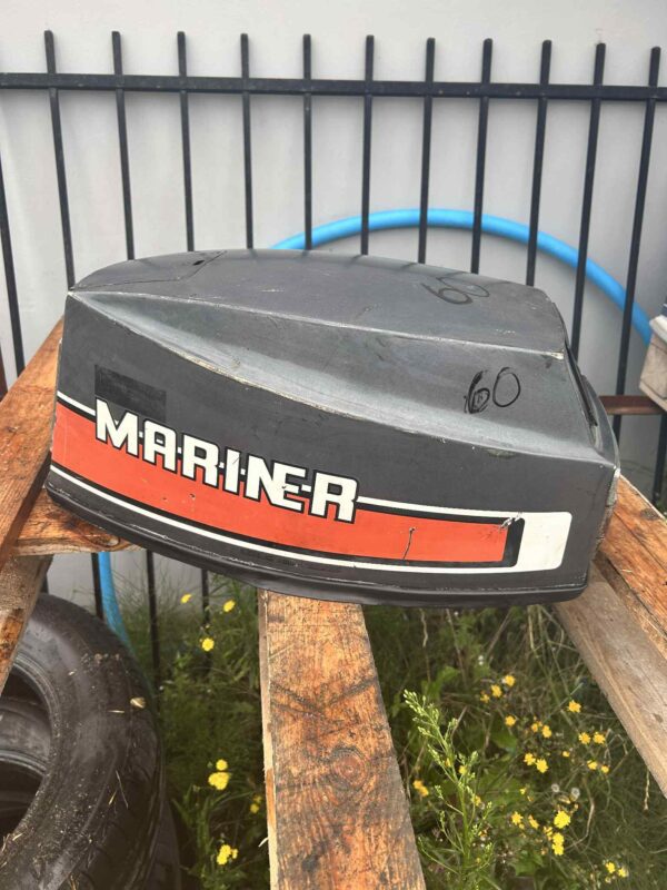 2925db98-f20a-41b3-9097-ba79a8174c0b.jpg Czapa Obudowa silnik zaburtowy Mariner 25 KM