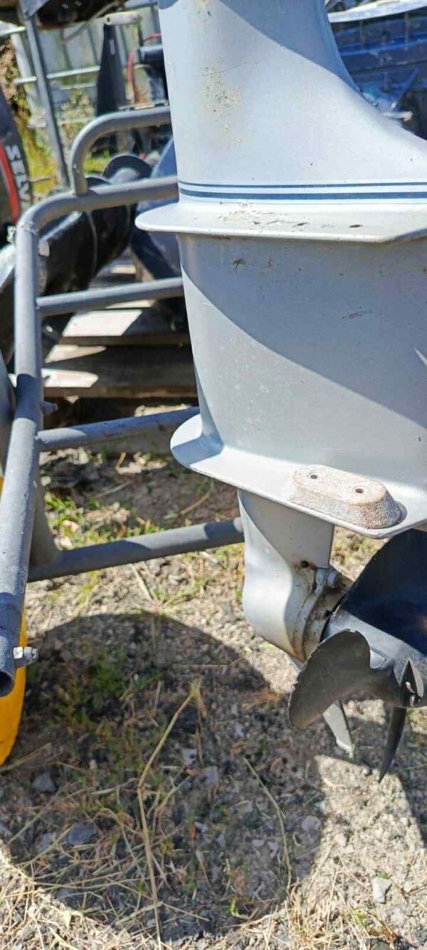 Evinrude 4KM 2T cały na części (spodzina)