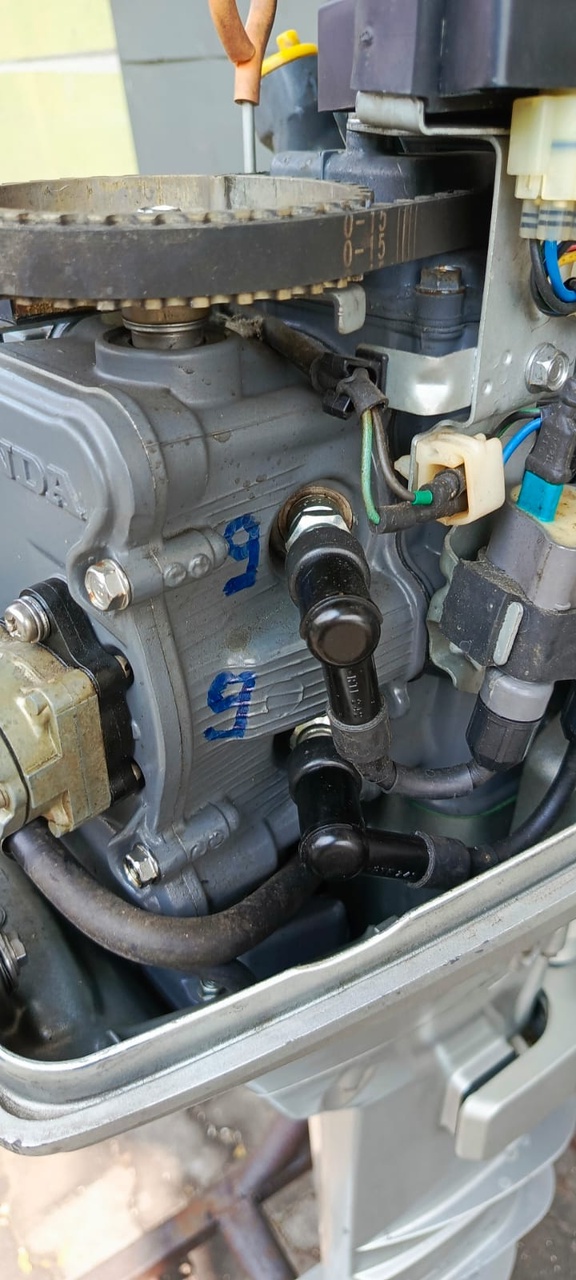 Silnik zaburtowy Honda 9.9KM stopa L rumpel