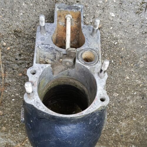 Obudowa dzwonu napędu rufowego Mercruiser Pre Alpha – nr części 65535A4 / 42185A6