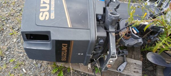 Silnik  zaburtowy Suzuki DT30 Cewka zapłonowa