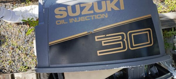 Silnik zaburtowy Suzuki 30KM 2T obudowa