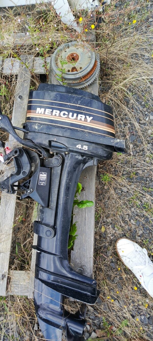 Silnik zaburtowy Mercury 4.5KM rumpel