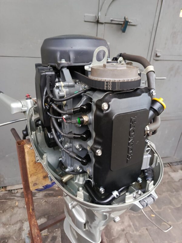 WhatsApp-Image-2025-08-08-at-12.48.21-3.jpeg Silnik zaburtowy HONDA 25 KM rumpel rozrusznik 4-suw
