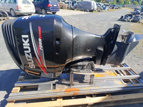 WhatsApp-Image-2025-08-12-at-10.56.23.jpeg Silnik zaburtowy Suzuki 300KM 2016rok