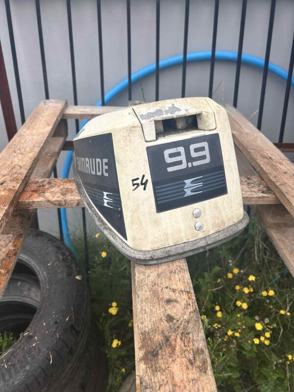 ba72f735-f2c0-4bcf-902c-9244d92a689f.jpg Czapa Obudowa silnik zaburtowy Evinrude 9.9 KM