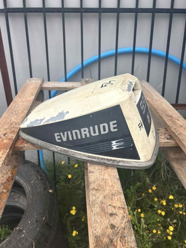 cb1358c9-6814-4573-aa8f-f0425fea3d64.jpg Czapa Obudowa silnik zaburtowy Evinrude 9.9 KM