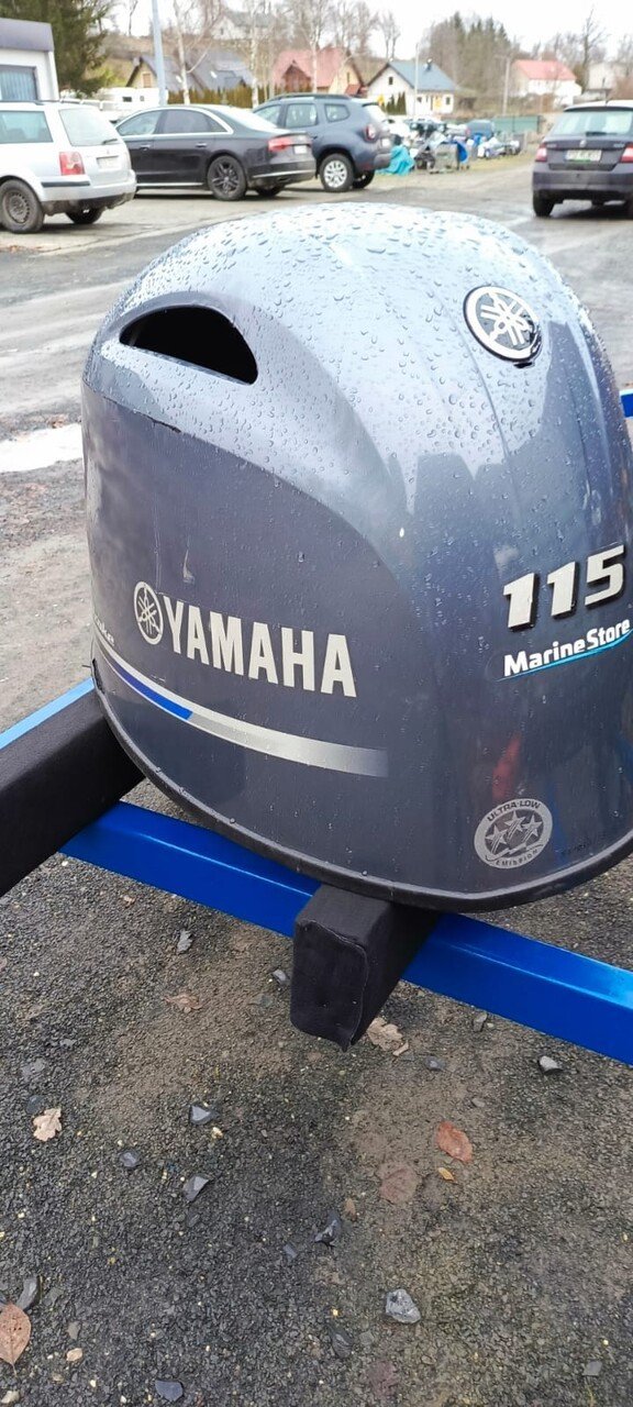 Czapa pokrywa obudowa silnika Yamaha 115KM