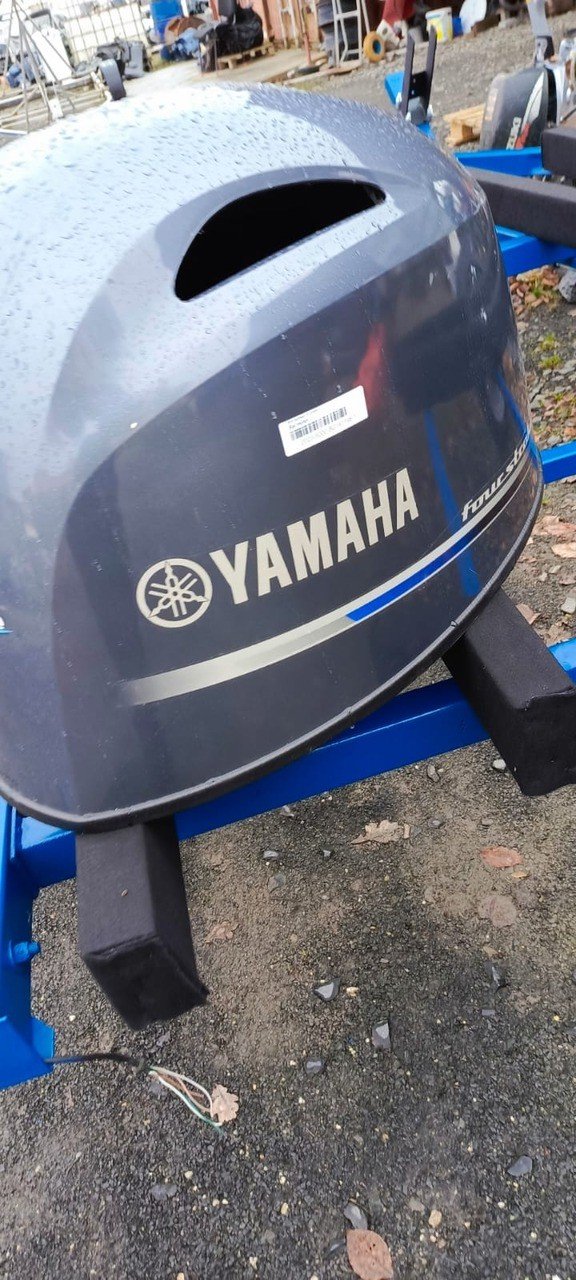 Czapa pokrywa obudowa silnika Yamaha 115KM