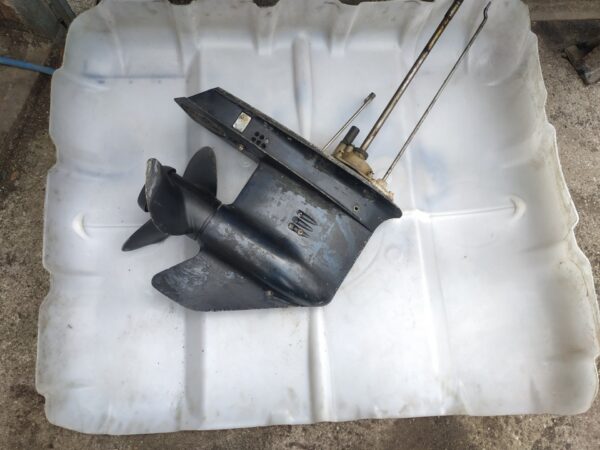 evinrude-silnik-zaburtowy-70km-spodzina-stopa_f.jpg Evinrude silnik zaburtowy 70KM Spodzina Stopa