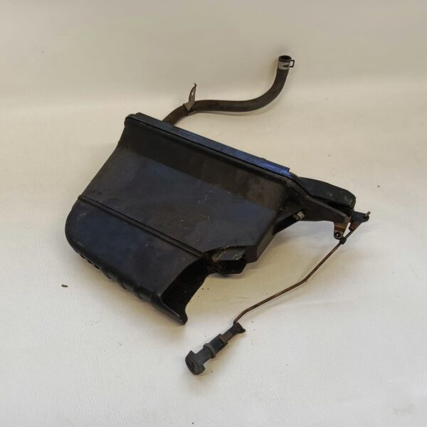 honda-bf50a-bf45a-airbox-50-km-45-km.1_f.jpg Honda BF50A BF45A Airbox 50 KM 45 KM