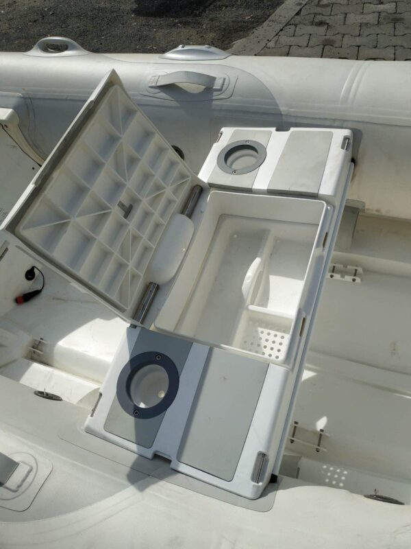 Ponton RIB Walker bay genesis 270