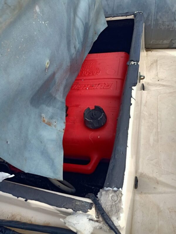rib-4-60-z-silnikiem-evinrude-25.2_f.jpg Rib 4.60 z silnikiem Evinrude 25