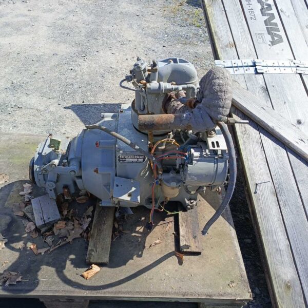 silnik-stacjonarny-farymann-1-cylinder-25a-diesel-przekladnia_f.jpg Silnik stacjonarny Farymann 1-cylinder 25A diesel przekładnia