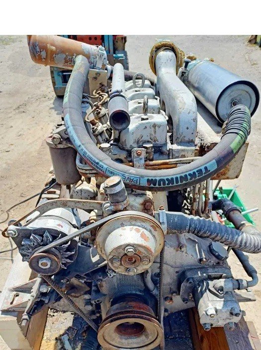 silnik-stacjonarny-mwm-d225-4-diesel-4cylindry_f.jpg silnik stacjonarny MWM D225.4 diesel 4cylindry