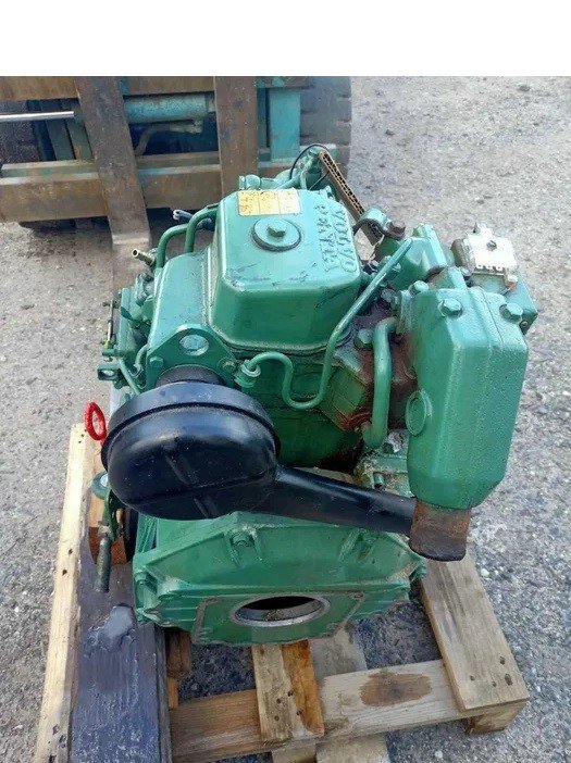 silnik-stacjonarny-volvo-penta-2000-diesel.3_f.jpg silnik stacjonarny VOLVO PENTA 2000 diesel