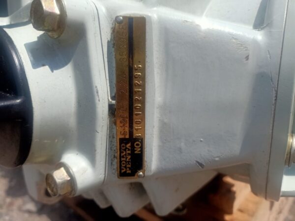 Silnik stacjonarny VOLVO PENTA 2000 model 2001