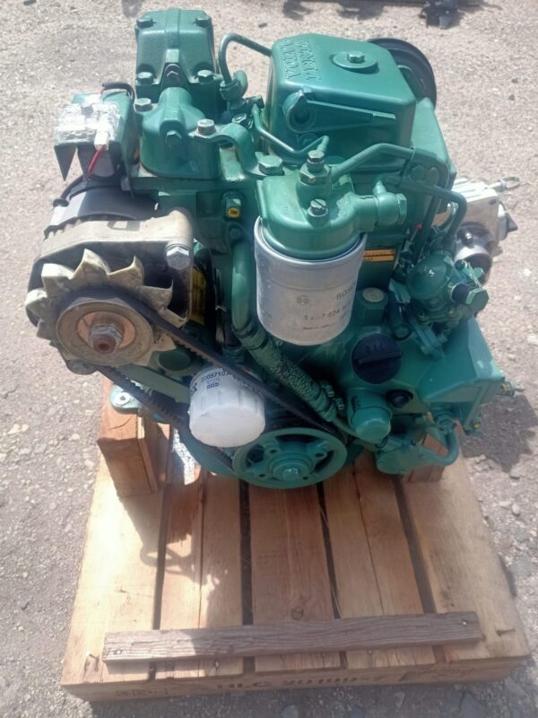 Silnik stacjonarny VOLVO PENTA 2000 model 2001