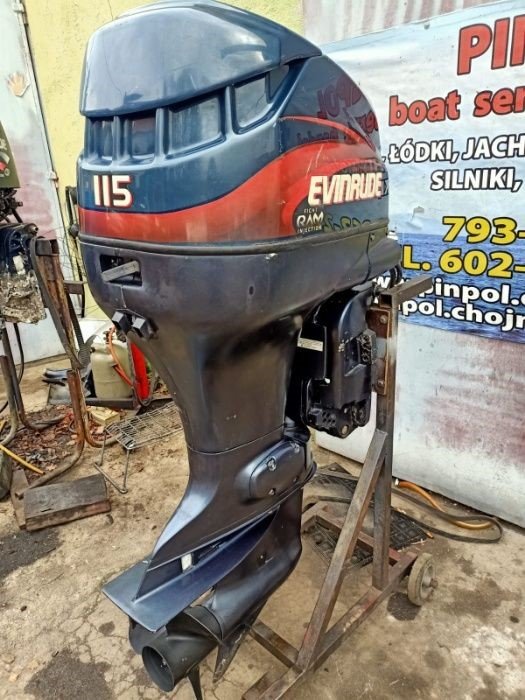 silnik-zaburtowy-evinrude-115-km-wtrysk.6_f.jpg Silnik zaburtowy EVINRUDE 115 KM wtrysk