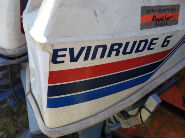 silnik zaburtowy EVINRUDE 6 KM krótka stopa S Wszystko na części