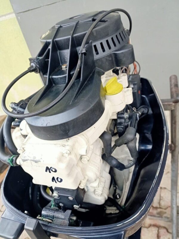 silnik-zaburtowy-evinrude-8-km-stopa-s.4_f.jpg Silnik zaburtowy EVINRUDE 8 KM Stopa S