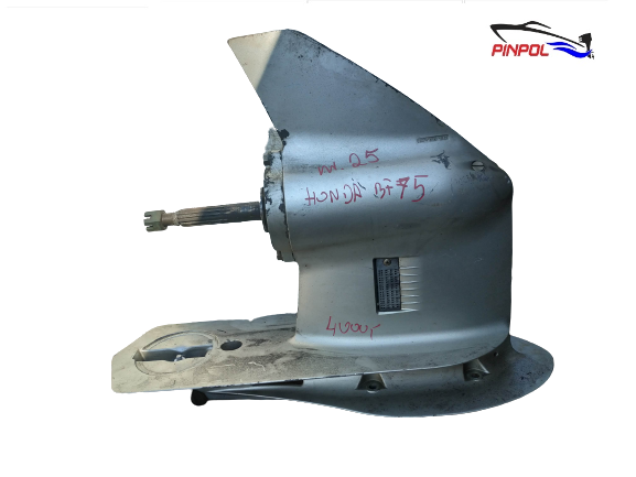 silnik-zaburtowy-honda-bf-75-spodzina-stopa-nr-25_f.png Silnik zaburtowy Honda BF 75 Spodzina stopa nr.25 XL