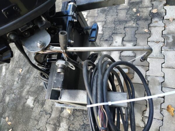 Silnik zaburtowy MERCURY 8 KM Manetka L stopa 4-suw