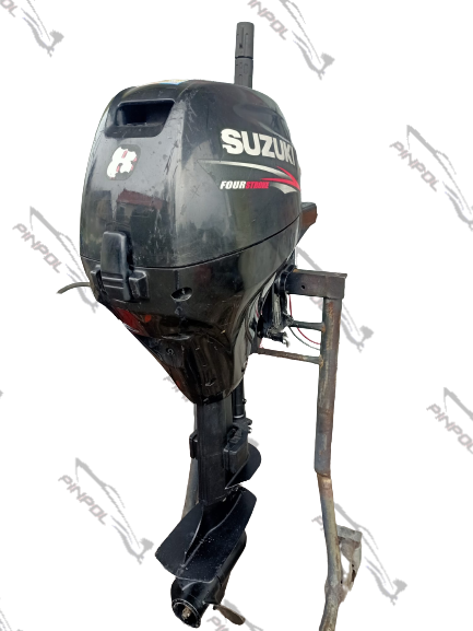 Silnik zaburtowy SUZUKI 8 DF rumpel 4-suw 2009 rok