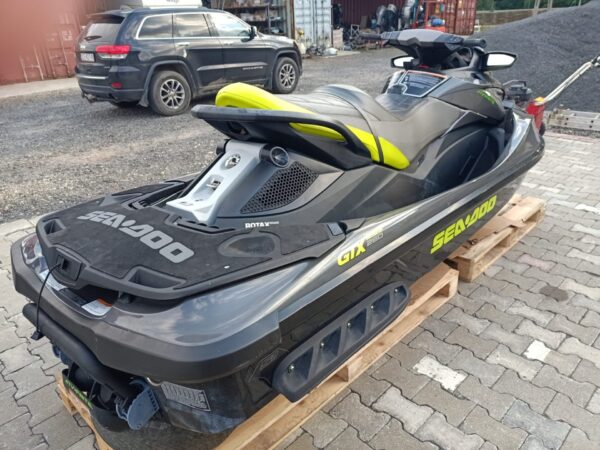 skuter-wodny-sea-doo-gtx-260-ltd-2015-32mth.11_f.jpg Skuter wodny SEA DOO GTX 260 LTD 2015 32MTH