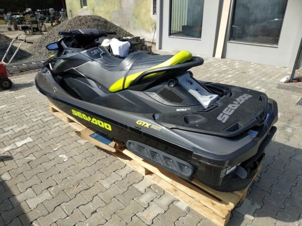 skuter-wodny-sea-doo-gtx-260-ltd-2015-32mth.4_f.jpg Skuter wodny SEA DOO GTX 260 LTD 2015 32MTH