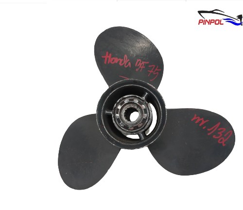 sruba-napedowa-honda-bf-75-130-13-3-4-x-15-nr-132_f.png Śruba napędowa Honda BF 75-130 13 3/4 X 15 nr.132