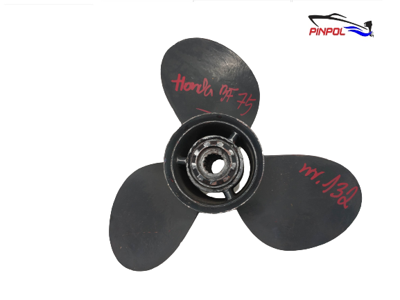 sruba-napedowa-honda-bf-75-130-13-3-4-x-15-nr-132_f.png Śruba napędowa Honda BF 75-130 13 3/4 X 15 nr.132