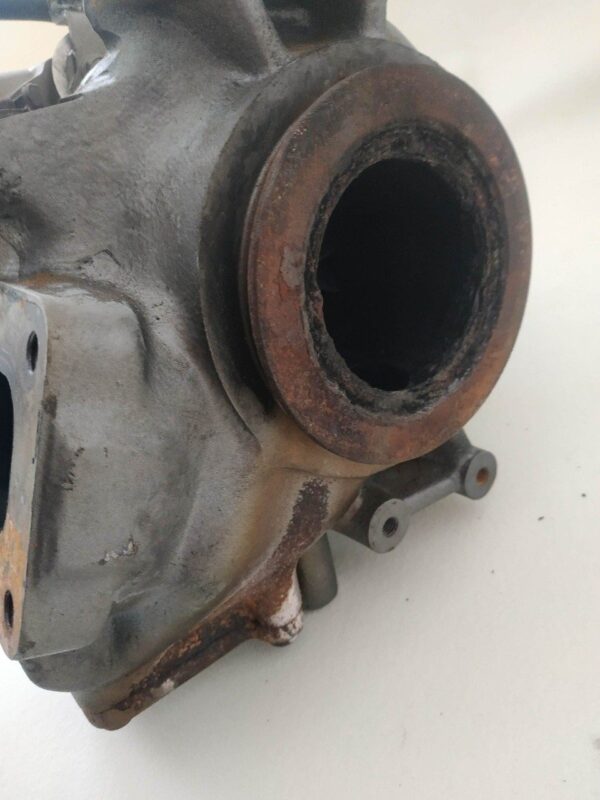 yanmar-6hym-turbo-sprezarka-119578-18010.2_f.jpg Yanmar 6HYM Turbo sprężarka 119578-18010