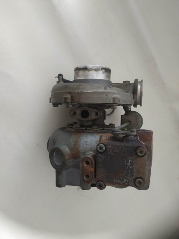 yanmar-6hym-turbo-sprezarka-119578-18010.3_f.jpg Yanmar 6HYM Turbo sprężarka 119578-18010